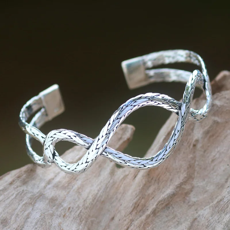 - Pet stroller can be taken on the planeLariat Women's Silver 925 Hand Made Cuff Bracelet from Bali